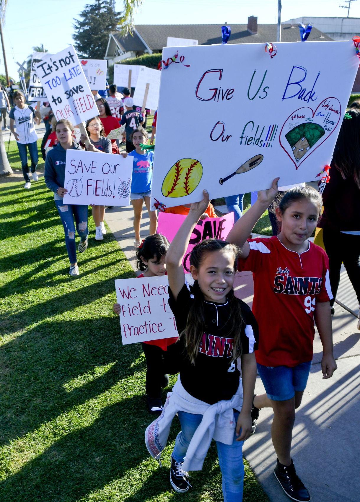 100719 Field protest 06.jpg